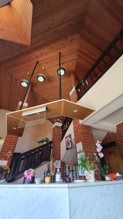 Harmonia Apartmanhaz بالاتوليلّي المظهر الخارجي الصورة