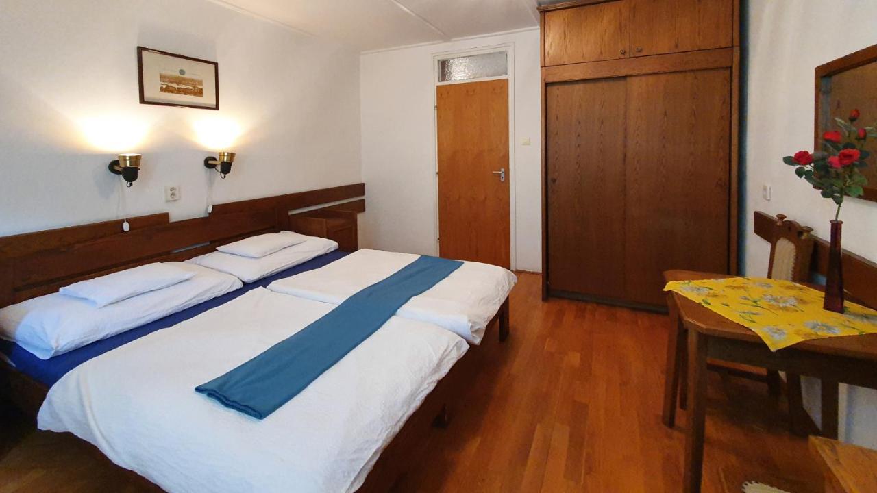 Harmonia Apartmanhaz بالاتوليلّي المظهر الخارجي الصورة