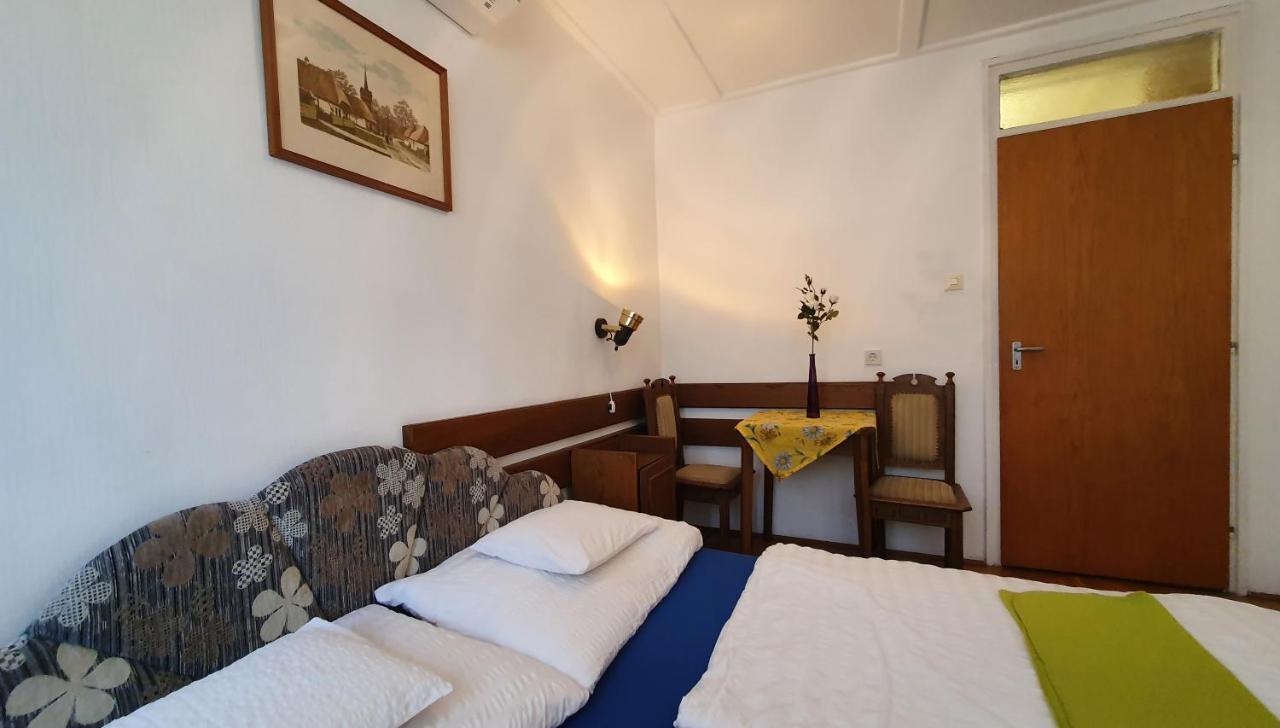 Harmonia Apartmanhaz بالاتوليلّي المظهر الخارجي الصورة